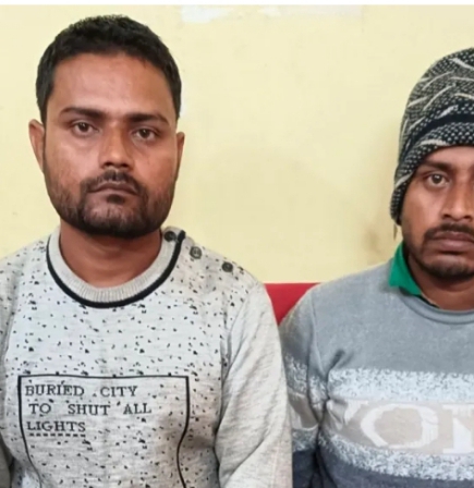 सोनभद रात के समय फर्जी “एआरटीओ” बनके वसूली करने वाले दो सगे भाइयों को गिरफ्तार किया गया। सोनभद रात के समय फर्जी “एआरटीओ” बनके वसूली करने वाले दो सगे भाइयों को गिरफ्तार किया गया।
