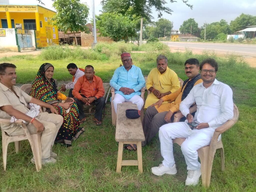 प्राकृतिक खेती के लिए किसानों को किया गया जागरूक प्राकृतिक खेती के लिए किसानों को किया गया जागरूक
