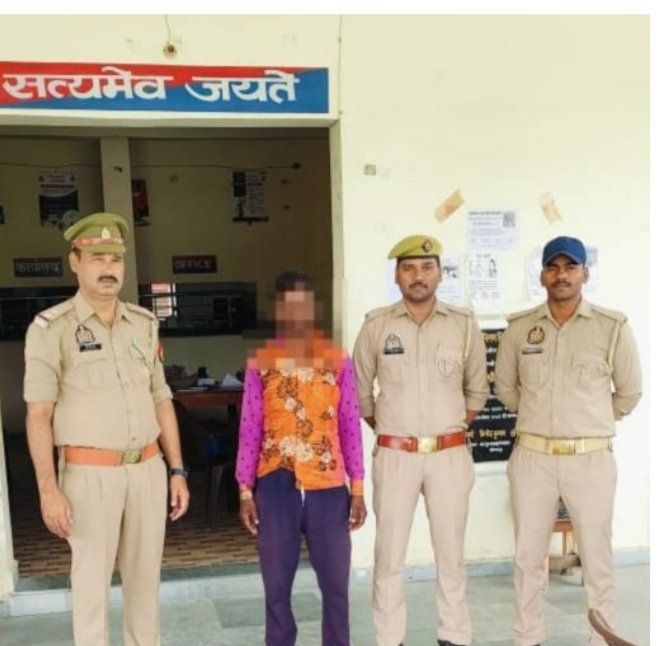 सोनभद्र ओबरा पुलिस को मिला बड़ी सफलाता, काफी दिनों से फरार चल रहे गैंगेस्टर एक्ट का वांछित अभियुक्त को किया गिरफ्तार सोनभद्र ओबरा पुलिस को मिला बड़ी सफलाता, काफी दिनों से फरार चल रहे गैंगेस्टर एक्ट का वांछित अभियुक्त को किया गिरफ्तार