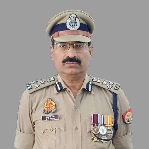 पुलिस उपमहानिरीक्षक विन्ध्याचल परिक्षेत्र, मीरजापुर “आर.पी. सिंह” के निर्देशन में जनपदों में अपराध नियन्त्रण एवं कानून व्यवस्था बनाये रखने के दृष्टिगत चलाया गया पुलिस उपमहानिरीक्षक विन्ध्याचल परिक्षेत्र, मीरजापुर “आर.पी. सिंह” के निर्देशन में जनपदों में अपराध नियन्त्रण एवं कानून व्यवस्था बनाये रखने के दृष्टिगत चलाया गया