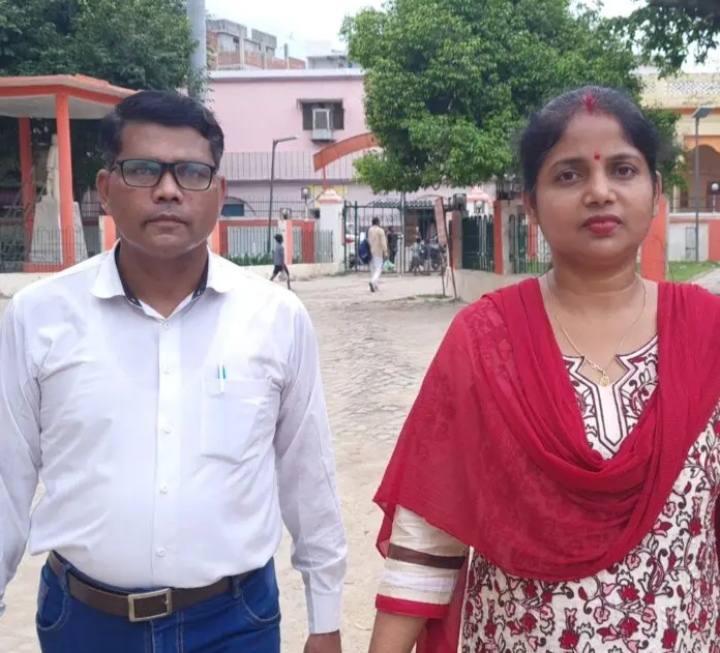 आदर्श इंटर कॉलेज के प्रधानाचार्य ने कहां वेतन नहीं मिलेगा तो कर लूंगा आत्महत्या आदर्श इंटर कॉलेज के प्रधानाचार्य ने कहां वेतन नहीं मिलेगा तो कर लूंगा आत्महत्या