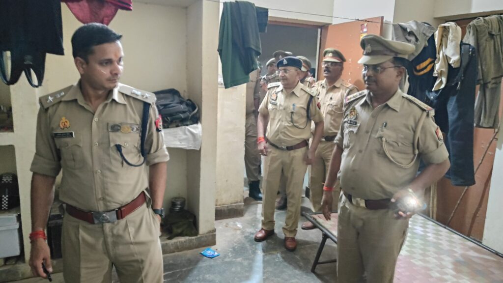 पुलिस अधीक्षक सोनभद्र द्वारा द्वारा नव निर्मित पुलिस चौकी उम्भा थाना घोरावल का किया गया लोकार्पण