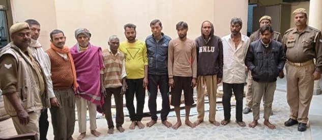 _मा0 न्यायालय से वांछित चल रहे 10 अभियुक्तों को थाना रॉबर्ट्सगंज पुलिस द्वारा किया गया गिरफ्तार_ _मा0 न्यायालय से वांछित चल रहे 10 अभियुक्तों को थाना रॉबर्ट्सगंज पुलिस द्वारा किया गया गिरफ्तार_