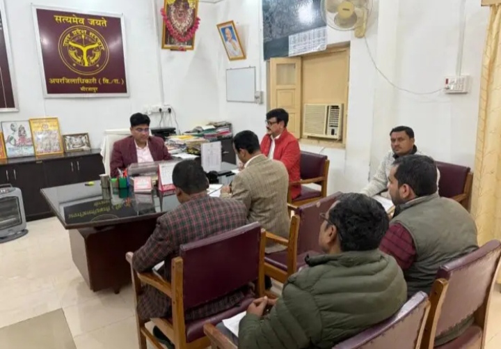 _पी0सी0यू0 के द्वारा गेंहू खरीद हेतु कम पंजीकरण कराए जाने पर अपर जिलाधिकारी ने कड़ी नाराजगी जताई_ _पी0सी0यू0 के द्वारा गेंहू खरीद हेतु कम पंजीकरण कराए जाने पर अपर जिलाधिकारी ने कड़ी नाराजगी जताई_