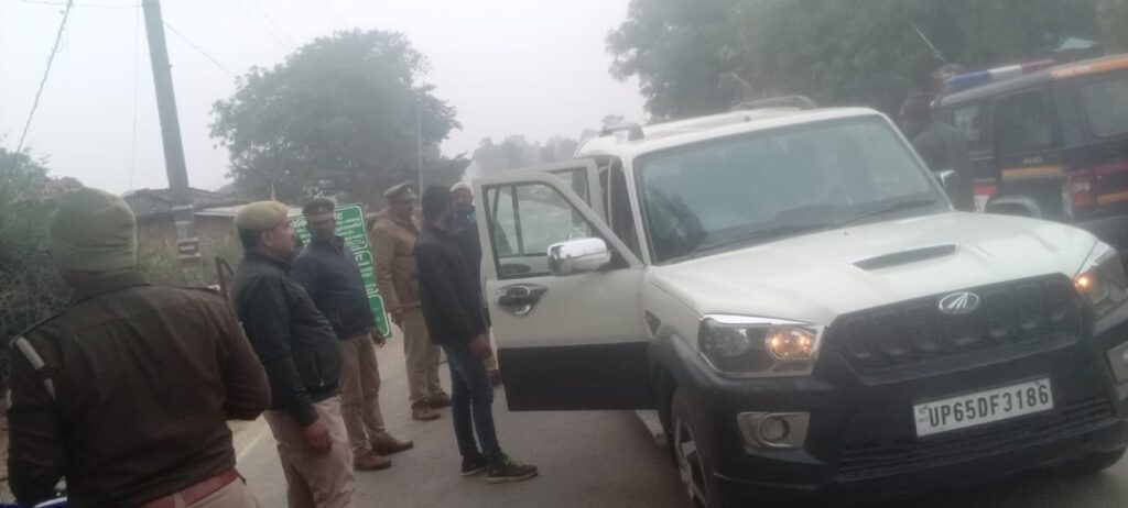 सोनभद्र -थाना माची व सूअर सोत चौकी प्रभारी द्वारा चलाया गया सघन चेकिंग अभियान सोनभद्र -थाना माची व सूअर सोत चौकी प्रभारी द्वारा चलाया गया सघन चेकिंग अभियान