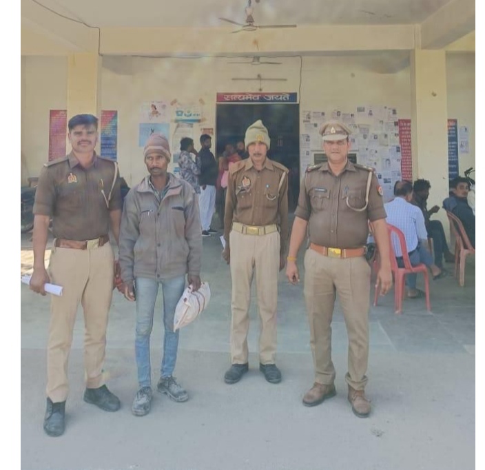 _ओबरा पुलिस को मिली बड़ी सफलता, 01 नफर अभियुक्त को गिरफ्तार कर कब्जे से 01 किलो 170 ग्राम अवैध गांजा किया गया बरामद_ _ओबरा पुलिस को मिली बड़ी सफलता, 01 नफर अभियुक्त को गिरफ्तार कर कब्जे से 01 किलो 170 ग्राम अवैध गांजा किया गया बरामद_