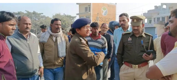 _मिर्जापुर में पुलिस को गस्त के दौरान दिखे तीन युवकों के शव_ _मिर्जापुर में पुलिस को गस्त के दौरान दिखे तीन युवकों के शव_