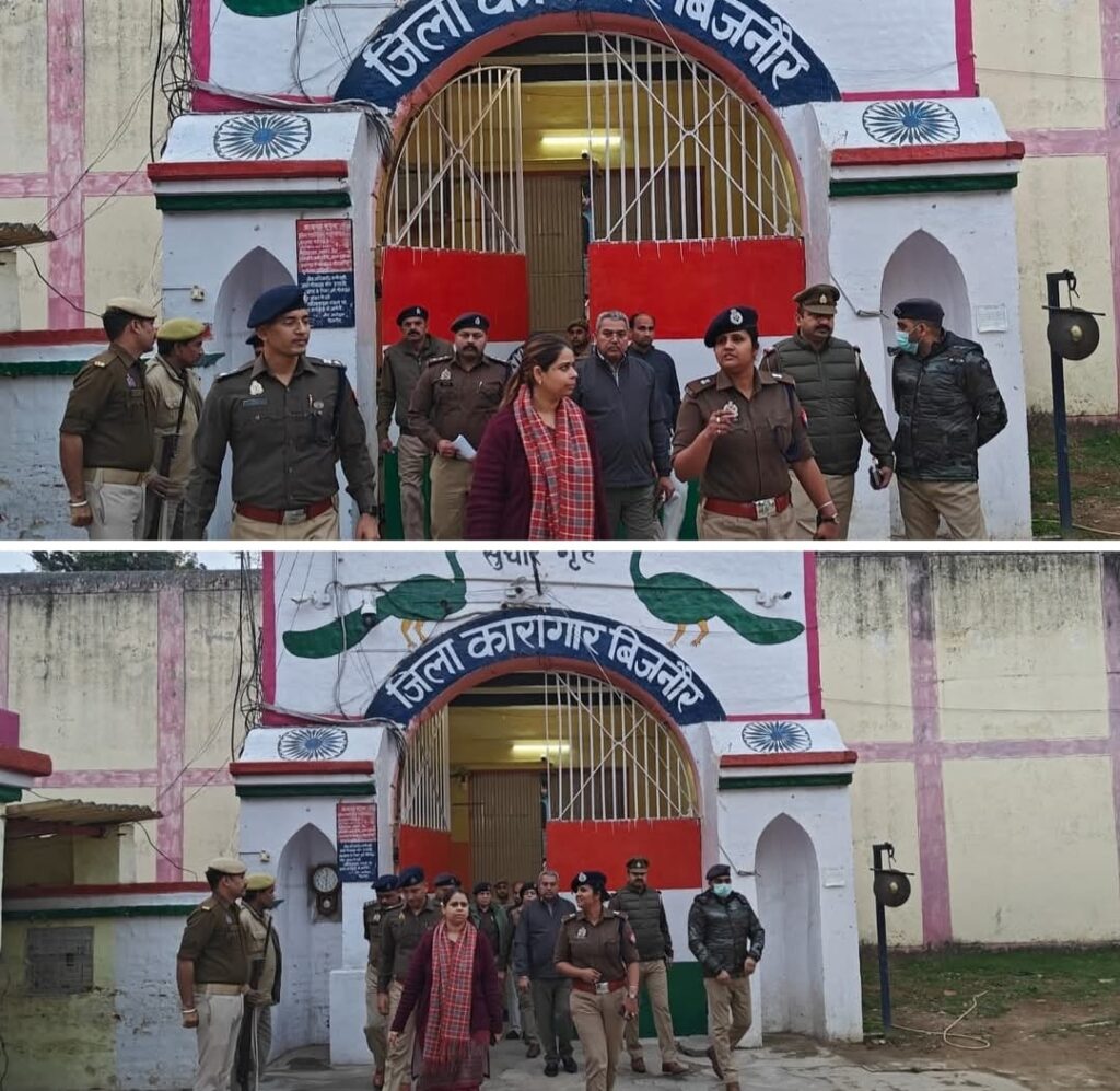 डीएम -एसपी ने किया जेल का निरीक्षण डीएम -एसपी ने किया जेल का निरीक्षण