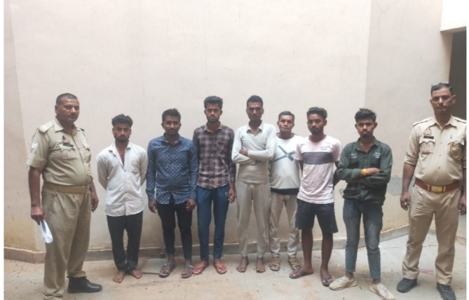 _जनपदीय पुलिस ने शान्ति भंग की प्रबल सम्भावना को देखते हुए कुल 11 नफर अभियुक्तगण को गिरफ्तार कर माननीय न्यायालय भेजा गया_ _जनपदीय पुलिस ने शान्ति भंग की प्रबल सम्भावना को देखते हुए कुल 11 नफर अभियुक्तगण को गिरफ्तार कर माननीय न्यायालय भेजा गया_