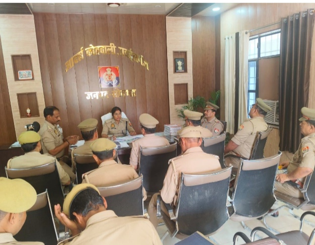 _क्षेत्राधिकारी नगर द्वारा किया गया अर्दली रूम, आईजीआरएस व विवेचनाओं का त्वरित निस्तारण हेतु दिये गये निर्देश_ _क्षेत्राधिकारी नगर द्वारा किया गया अर्दली रूम, आईजीआरएस व विवेचनाओं का त्वरित निस्तारण हेतु दिये गये निर्देश_
