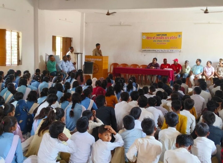 मिशन शक्ति (फेज-05) अभियान के तहत सोनभद्र पुलिस द्वारा प्रतिदिन चलाया जा रहा महिला जागरूकता व सशक्तिकरण अभियान