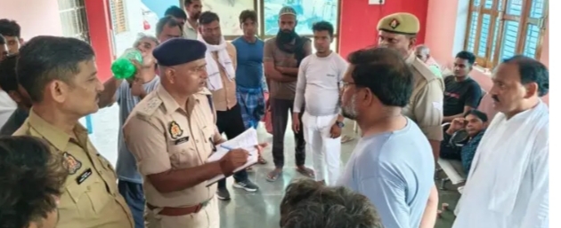 मिर्जापुर में जाइलो और पिकअप की टक्कर, 18 घायल एक की मौत` मिर्जापुर में जाइलो और पिकअप की टक्कर, 18 घायल एक की मौत`