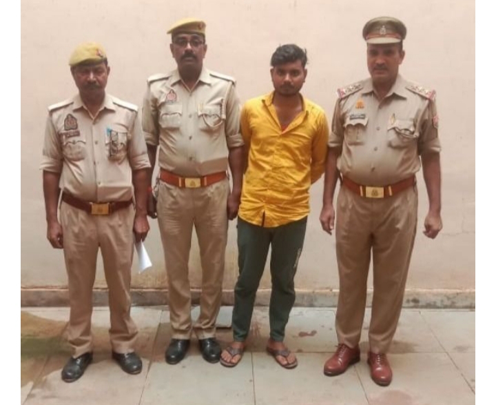 थाना करमा पुलिस द्वारा मु0अ0सं0-93/2025 धारा-69 बीएनएस व 3/4 पॉक्सो एक्ट में फरार चल रहे 01 नफर वांछित अभियुक्त को किया गया गिरफ्तार थाना करमा पुलिस द्वारा मु0अ0सं0-93/2025 धारा-69 बीएनएस व 3/4 पॉक्सो एक्ट में फरार चल रहे 01 नफर वांछित अभियुक्त को किया गया गिरफ्तार