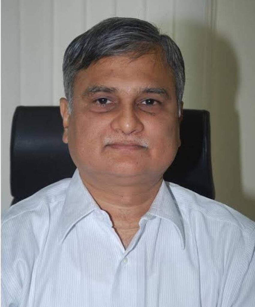 काशी हिंदू विश्वविद्यालय के कुलपति बने प्रो अजित चतुर्वेदी काशी हिंदू विश्वविद्यालय के कुलपति बने प्रो अजित चतुर्वेदी