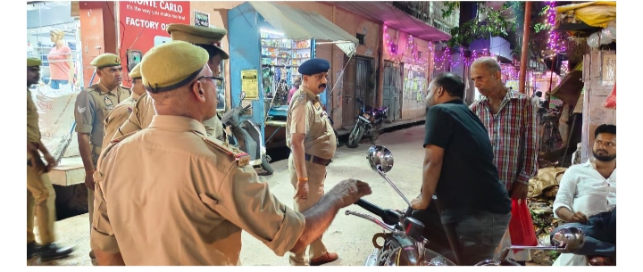 क्षेत्राधिकारी नगर के नेतृत्व में यातायात नियमों का उल्लघंन *करने वालों के विरुद्ध थाना रॉबर्ट्सगंज के मुख्य चौराहों पर चलाया गया विशेष अभियान, एक दर्जन से अधिक बुलेट मोटरसाइकिलों का किया गया चालान क्षेत्राधिकारी नगर के नेतृत्व में यातायात नियमों का उल्लघंन *करने वालों के विरुद्ध थाना रॉबर्ट्सगंज के मुख्य चौराहों पर चलाया गया विशेष अभियान, एक दर्जन से अधिक बुलेट मोटरसाइकिलों का किया गया चालान