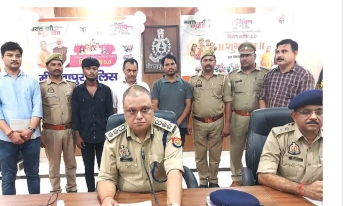 दुर्गा मां पर आपत्तिजनक गाना गाने वाली गायिका एवं उसके गैंग के अब तक कुल नौ साथी गिरफ्तारच दुर्गा मां पर आपत्तिजनक गाना गाने वाली गायिका एवं उसके गैंग के अब तक कुल नौ साथी गिरफ्तारच
