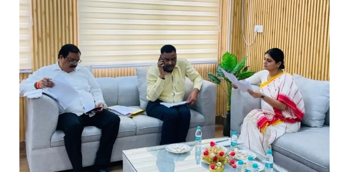 _बाढ़ से प्रभावित 42,128 किसानों को 12,68,76,668 रुपया उनके खातों में भेजा गया_