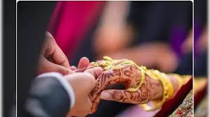 शादी में प्रेमी का फिल्मी ड्रामा: वरमाला के दौरान कुल्हाड़ी और पेट्रोल लेकर पहुंच