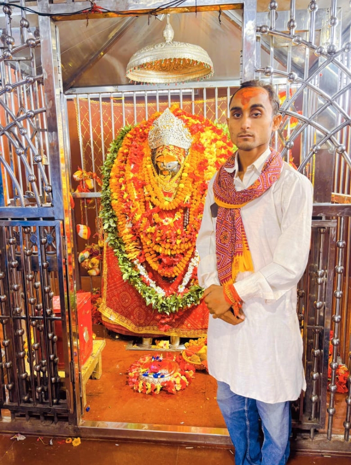 मां चंडिका धाम में कार्तिक पूर्णिमा पर उमड़ी भीड़ः श्रद्धालुओं ने गंगा स्नान कर देवी के दर्शन किए, भक्तिमय रहा माहौल मां चंडिका धाम में कार्तिक पूर्णिमा पर उमड़ी भीड़ः श्रद्धालुओं ने गंगा स्नान कर देवी के दर्शन किए, भक्तिमय रहा माहौल
