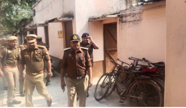 माननीय राज्यपाल असम के प्रस्तावित आगमन/भ्रमण के दृष्टिगत अपर पुलिस अधीक्षक (ऑपरेशन) एवं क्षेत्राधिकारी सदर द्वारा संयुक्त रूप से भ्रमण स्थल का सुरक्षा दृष्टिकोण से निरीक्षण किया गया तथा आवश्यक दिशा-निर्देश दिए गए।