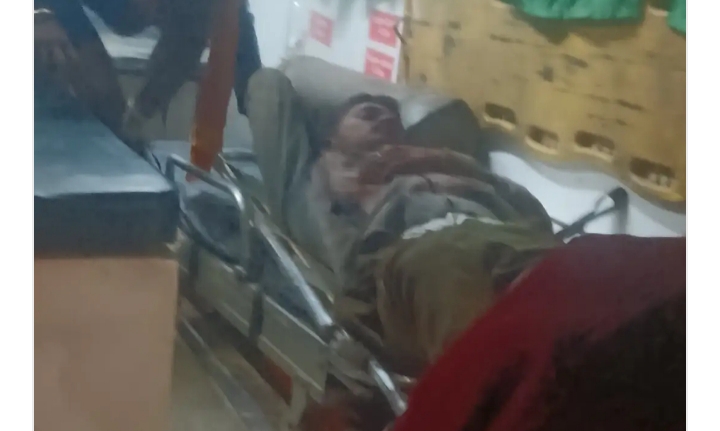 मिर्जापुर में बाइक अनियंत्रित होकर गिरने से दो युवक घायलः सीएचसी में भर्ती कराया, ददरा पहाड़ी-गुरुदेव नगर मार्ग पर रैकरी के पास हादसा मिर्जापुर में बाइक अनियंत्रित होकर गिरने से दो युवक घायलः सीएचसी में भर्ती कराया, ददरा पहाड़ी-गुरुदेव नगर मार्ग पर रैकरी के पास हादसा