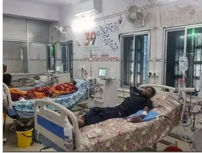 राजगढ़ थाना क्षेत्र के भांवा बाजार के समीप बुधवार शाम दो बाइकों की आमने-सामने टक्कर हो गई। राजगढ़ थाना क्षेत्र के भांवा बाजार के समीप बुधवार शाम दो बाइकों की आमने-सामने टक्कर हो गई।