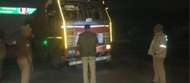 _मिशन शक्ति 5.0” एवं “यातायात माह” के अंतर्गत सोनभद्र पुलिस की व्यापक कार्यवाही – कुल1426 चालान व 02 वाहन सीज_