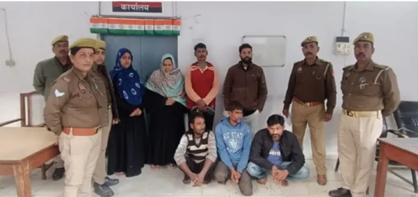 मीरजापुर पुलिस ने ब्लेड कांड मामले में अब तक 9 लोगों को किया गिरफ्तार मीरजापुर पुलिस ने ब्लेड कांड मामले में अब तक 9 लोगों को किया गिरफ्तार