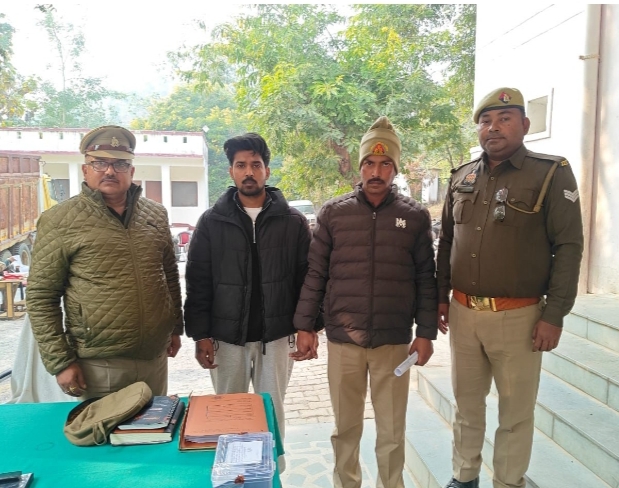 अवैध शराब तस्करी मामले में थाना दुद्धी पुलिस की बड़ी कामयाबी अवैध शराब तस्करी मामले में थाना दुद्धी पुलिस की बड़ी कामयाबी