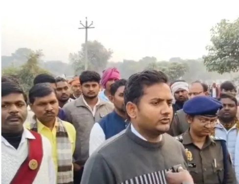 भुईली चौराहे पर दर्दनाक सड़क हादसा, एक की मौत, तीन घायल