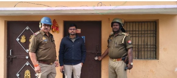 पुलिस अधीक्षक सोनभद्र के नेतृत्व में गैंगेस्टर एक्ट के अंतर्गत मादक पदार्थ से अर्जित ₹37.68 लाख की अवैध संपत्ति जब्त पुलिस अधीक्षक सोनभद्र के नेतृत्व में गैंगेस्टर एक्ट के अंतर्गत मादक पदार्थ से अर्जित ₹37.68 लाख की अवैध संपत्ति जब्त