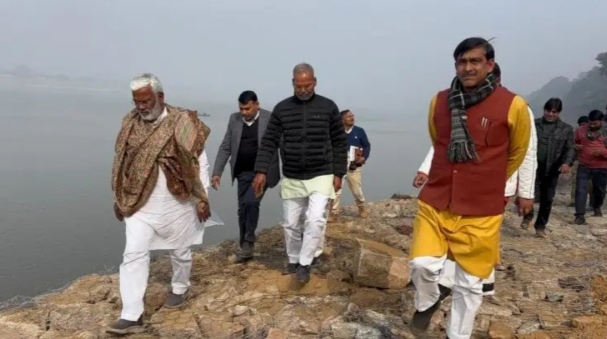सभी नहरें, नलकूप व बांध रखें दुरुस्त, किसानों की सिंचाई में न हो बाधा : स्वतंत्र देव सिंह