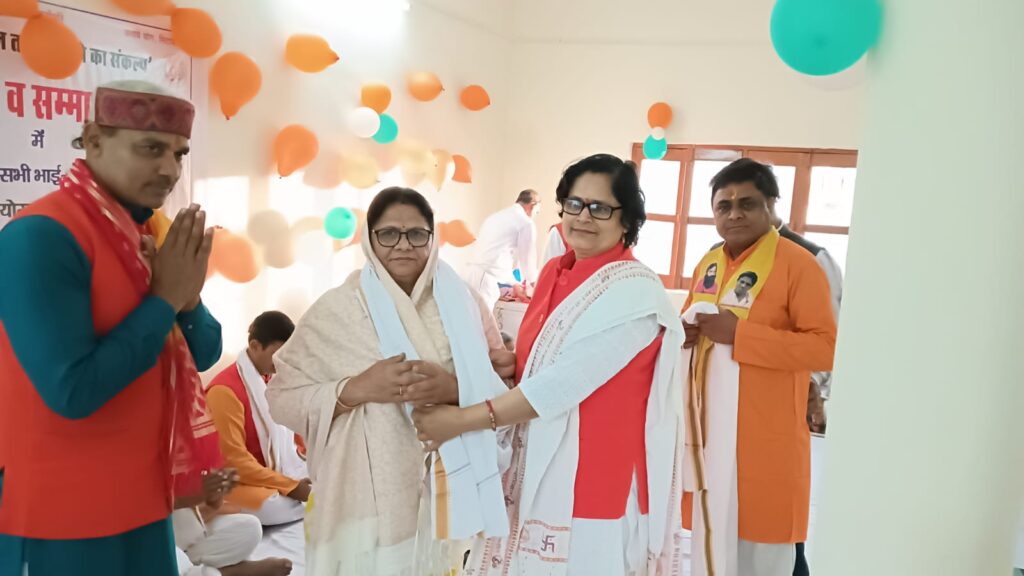 करें योग, रहें निरोग, स्वदेशी अपनाएं, देश बचाएं का लें संकल्प: दुर्गेश योगी करें योग, रहें निरोग, स्वदेशी अपनाएं, देश बचाएं का लें संकल्प: दुर्गेश योगी