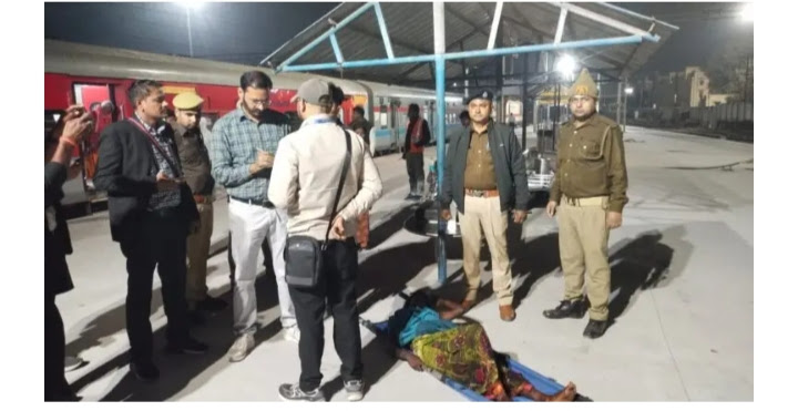 मिर्जापुर,मगध एक्सप्रेस में महिला ने दिया बच्चे को जन्म