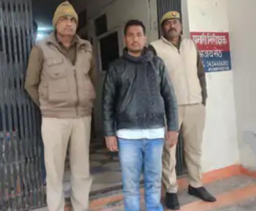 50 हजार का इनामी गौ-तस्कर गिरफ्तार:गोवंशों को बांधकर ले जा रहा था गिरोह, एक मौके से पकड़ा गया था