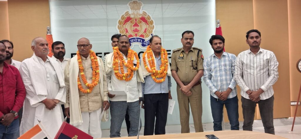 जनपद सोनभद्र में सेवानिवृत्त पुलिसकर्मियों को दी गई गरिमामय विदाई जनपद सोनभद्र में सेवानिवृत्त पुलिसकर्मियों को दी गई गरिमामय विदाई