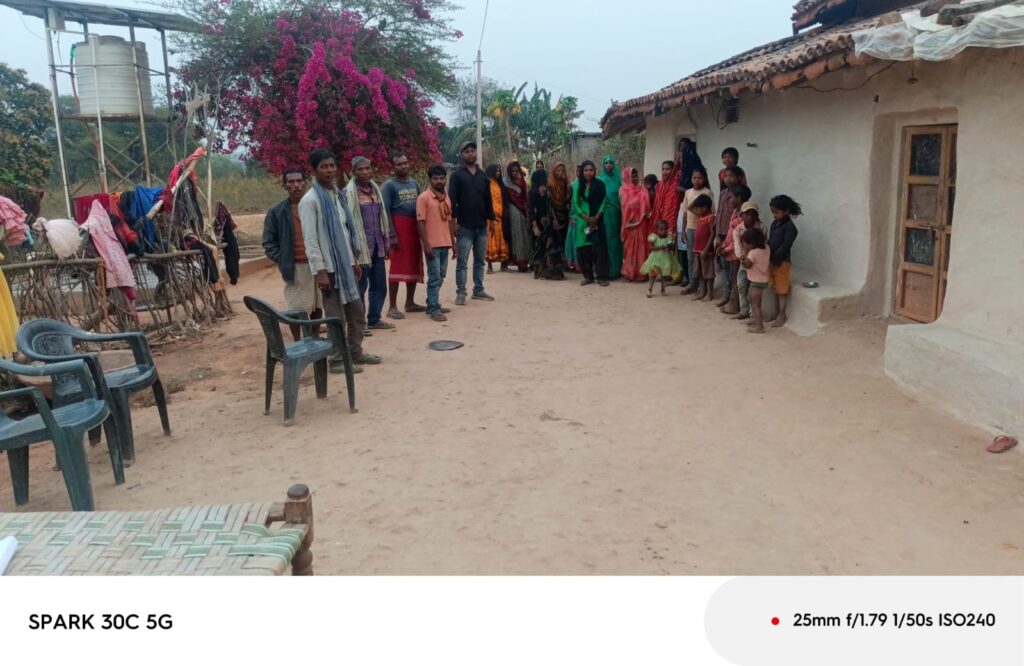 नियमित, संयमित व सर्वोत्तम योग साधकों को किया गया सम्मानित