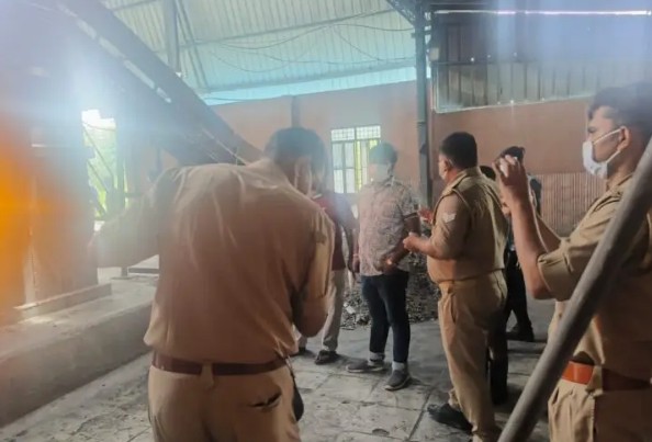 मिर्जापुर पुलिस ने 13 लाख रुपए के ऊपर का नशीला पदार्थ जलाकर किया राख