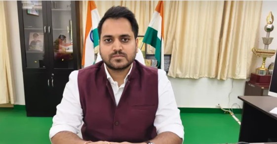 07 मई से 21 मई तक करें स्व-गणना, जनगणना 2027 में निभाएं अपनी भागीदारी : डीएम चर्चित गौड़ 07 मई से 21 मई तक करें स्व-गणना, जनगणना 2027 में निभाएं अपनी भागीदारी : डीएम चर्चित गौड़