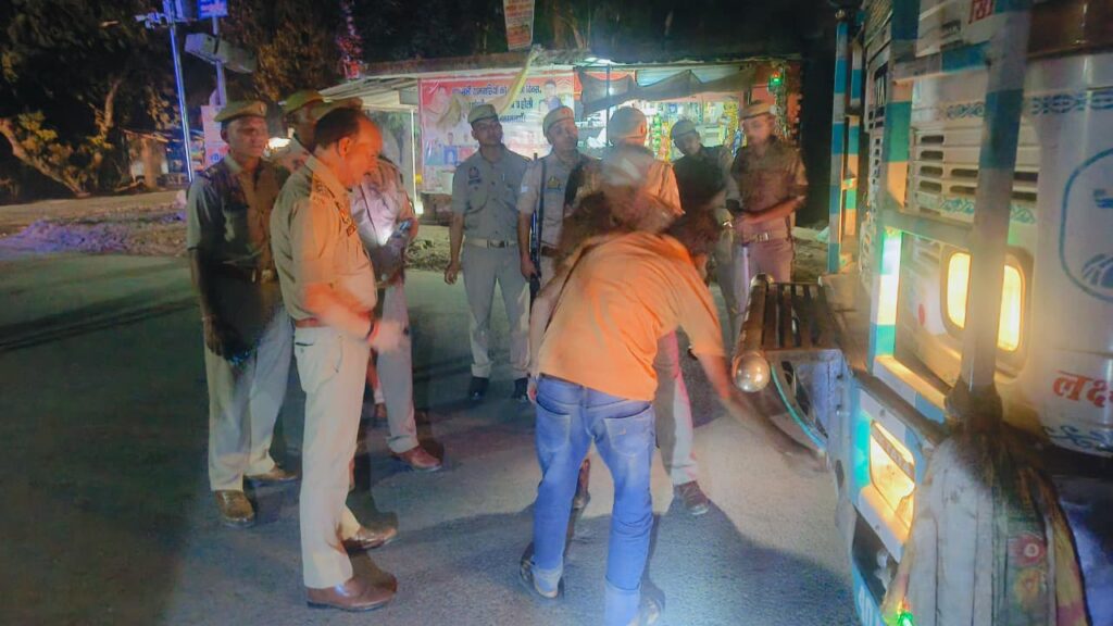 सोनभद्र पुलिस का प्रेशर हॉर्न, ड्रिंक एंड ड्राइव एवं यातायात नियमों के उल्लंघन पर बड़ा अभियान, कुल 461 वाहनों का चालान, 04 वाहन सीज- सोनभद्र पुलिस का प्रेशर हॉर्न, ड्रिंक एंड ड्राइव एवं यातायात नियमों के उल्लंघन पर बड़ा अभियान, कुल 461 वाहनों का चालान, 04 वाहन सीज-