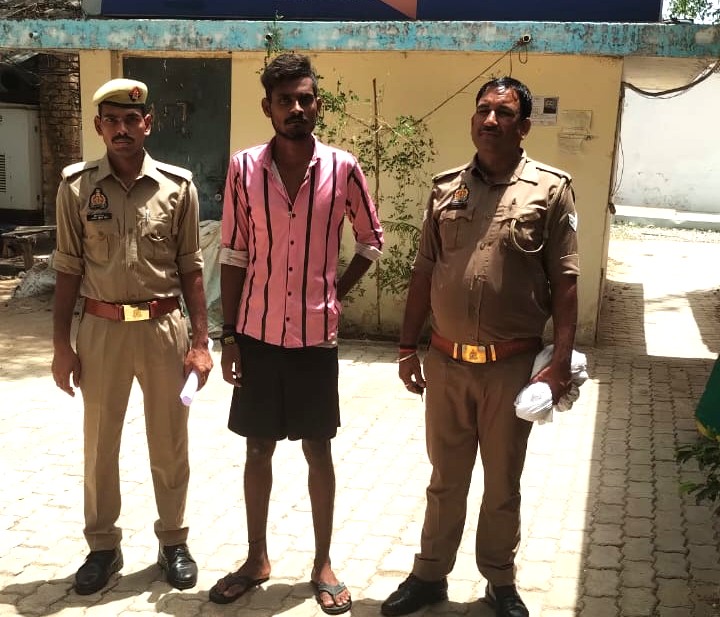 थाना लालगंज पुलिस द्वारा बहला-फुसला के भगाने के अभियोग से सम्बन्धित अभियुक्त गिरफ्तार थाना लालगंज पुलिस द्वारा बहला-फुसला के भगाने के अभियोग से सम्बन्धित अभियुक्त गिरफ्तार