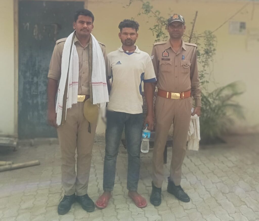 थाना राजगढ़ पुलिस द्वारा 07.058 किलो ग्राम अवैध गांजा के साथ 01 शातिर अभियुक्त गिरफ्तार