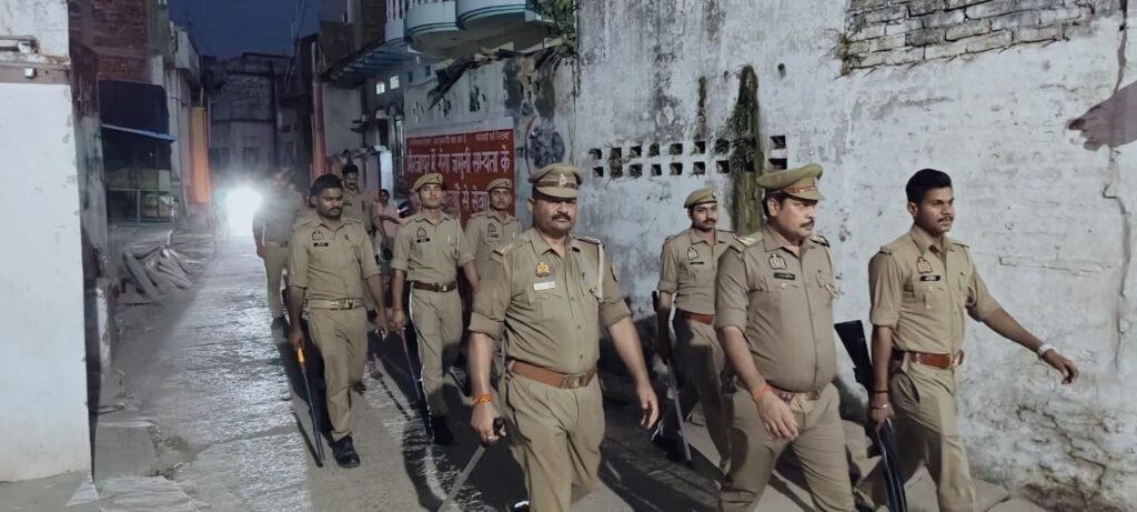 पुलिस अधीक्षक मीरजापुर के निर्देशन में जनपदीय पुलिस अधिकारीगण द्वारा आगामी