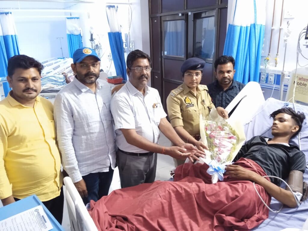 पीएम राहत योजना सड़क दुर्घटना के घायलों के लिए बनी जीवनदायिनी, गोल्डन आवर में 1.5 लाख रुपये तक निःशुल्क उपचार की सुविधा- पीएम राहत योजना सड़क दुर्घटना के घायलों के लिए बनी जीवनदायिनी, गोल्डन आवर में 1.5 लाख रुपये तक निःशुल्क उपचार की सुविधा-