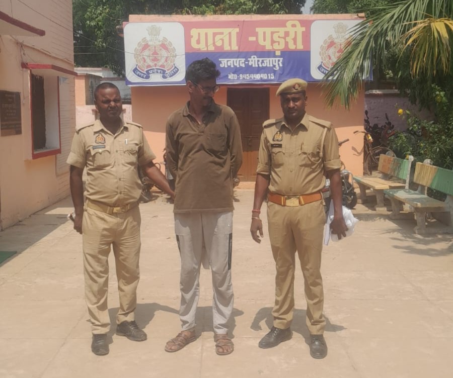 थाना पड़री पुलिस द्वारा अवैध तमंचा मय कारतूस के साथ एक अभियुक्त गिरफ्तार