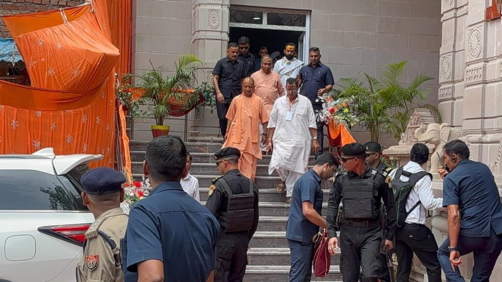 विंध्याचल मंदिर कवरेज में पुलिस प्रशासन के सहयोग के लिए आभार विंध्याचल मंदिर कवरेज में पुलिस प्रशासन के सहयोग के लिए आभार