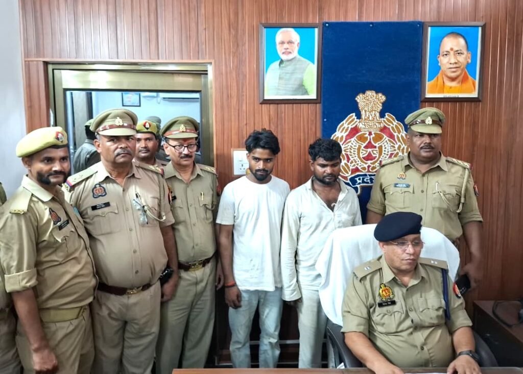 थाना को0कटरा पुलिस टीम द्वारा अनुमानित कीमत ₹ 06 लाख के हेरोइन के साथ 01 शातिर अभियुक्त गिरफ्तार, घटना में प्रयुक्त मोटर साइकिल बरामद थाना को0कटरा पुलिस टीम द्वारा अनुमानित कीमत ₹ 06 लाख के हेरोइन के साथ 01 शातिर अभियुक्त गिरफ्तार, घटना में प्रयुक्त मोटर साइकिल बरामद