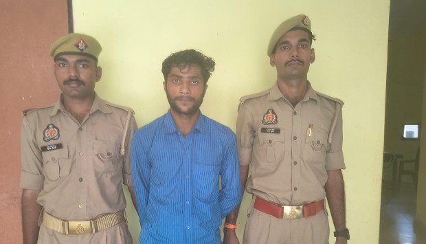 थाना मड़िहान पुलिस द्वारा शादी का झांसा देकर नाबालिग से दुष्कर्म करने के अभियोग से सम्बन्धित अभियुक्त गिरफ्तार