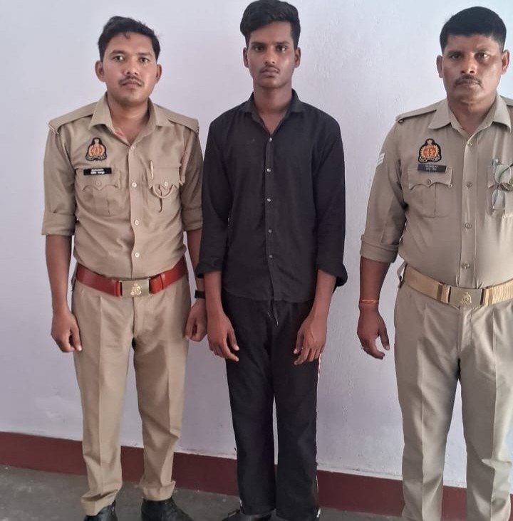 थाना को0शहर पुलिस द्वारा चोरी के अभियोग से सम्बन्धित 01 चोर गिरफ्तार, चोरी के आभुषण बरामद