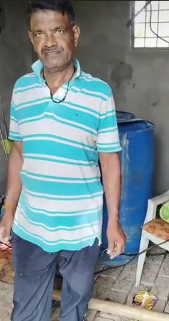 खेत के कमरे का ताला तोड़कर समरसेबल सहित 90 हजार का सामान चोरी खेत के कमरे का ताला तोड़कर समरसेबल सहित 90 हजार का सामान चोरी